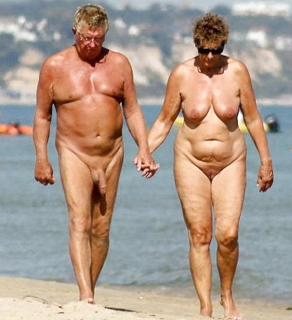 Порно На Нудистском Пляже Пожилых Пар Подглядывание