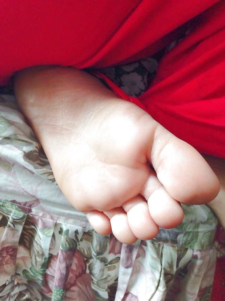 Sex Turkish Hijab Turban Asiye Soles Feet Candid Ayak Taban Image