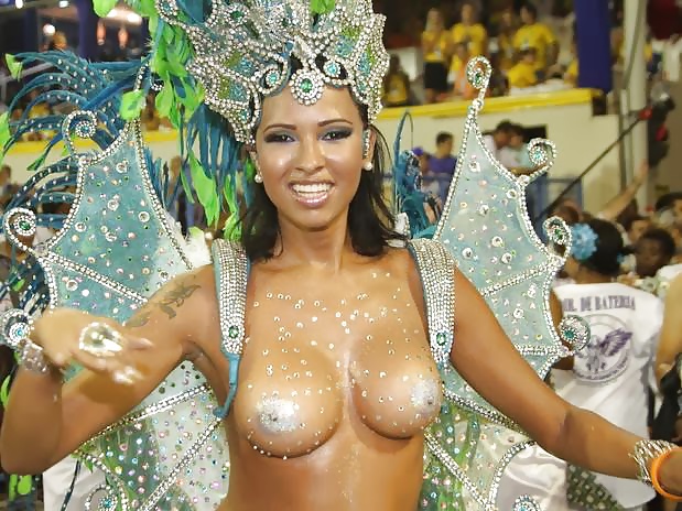 Голые Девушки На Бразильском Карнавале Фото