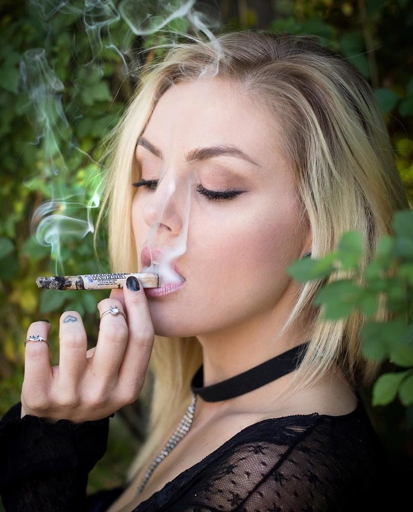 Blonde Smoking Anal