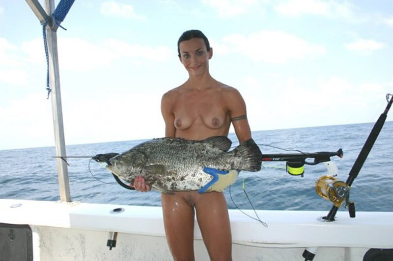 Рыбалка голышом 63 фото - секс фото 