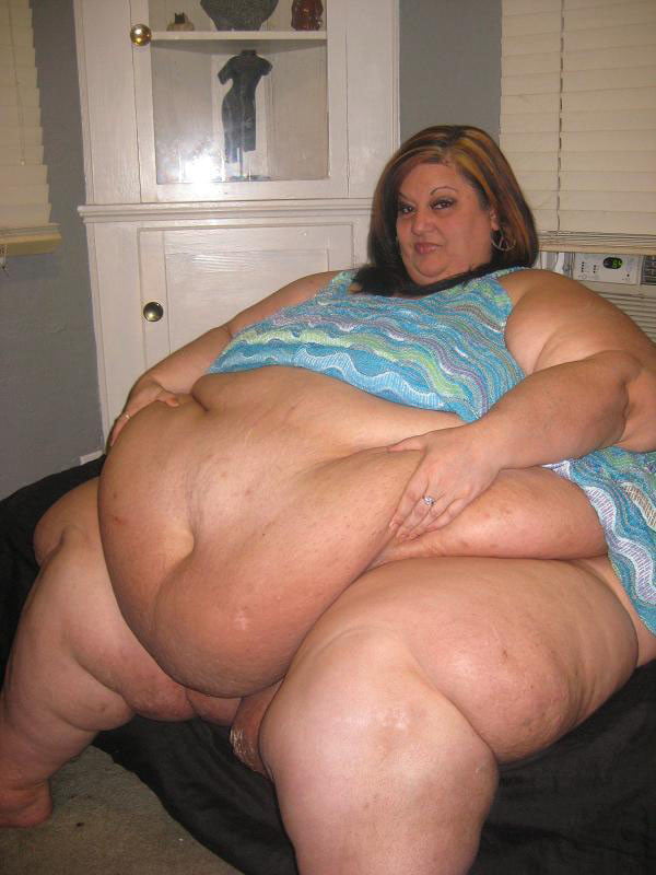 Красивые жирные женщины на эротических снимках. Фото с голыми жирными женщинами