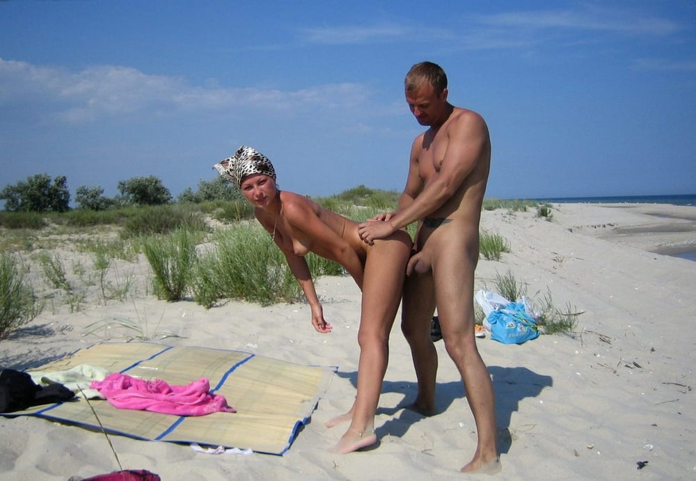 Порно На Людном Пляже