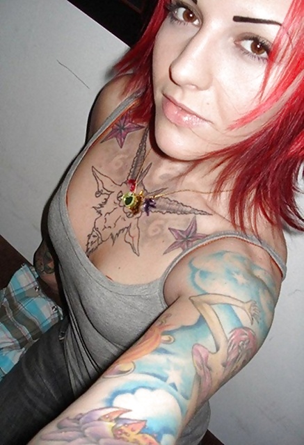 Sex Emo girls with nice tattoos image