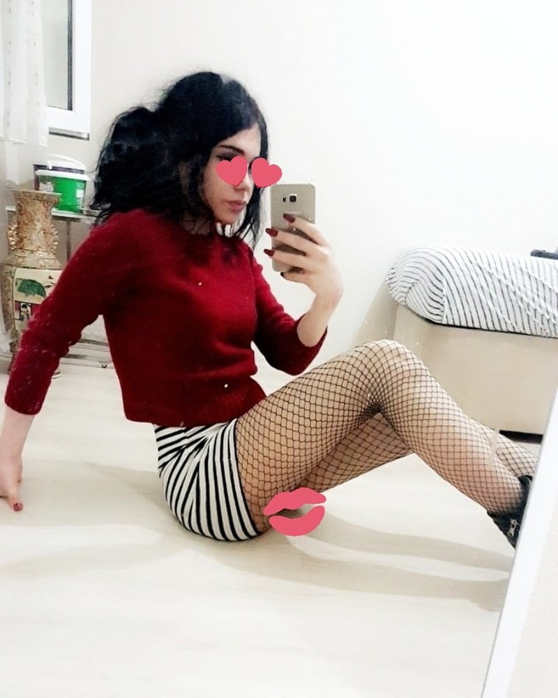 Sex Beril Turkish SLUT image