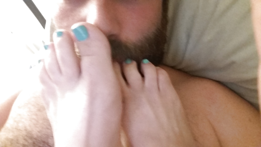 Sex Winter pedicure footjob image