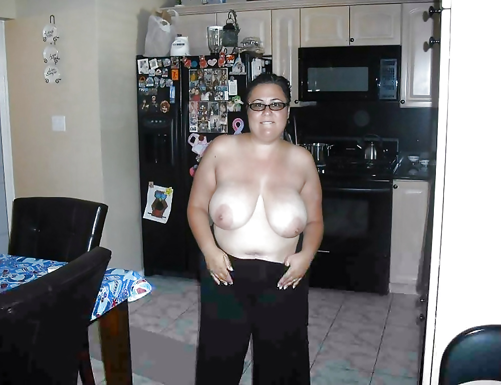 Sex Busty Wife image