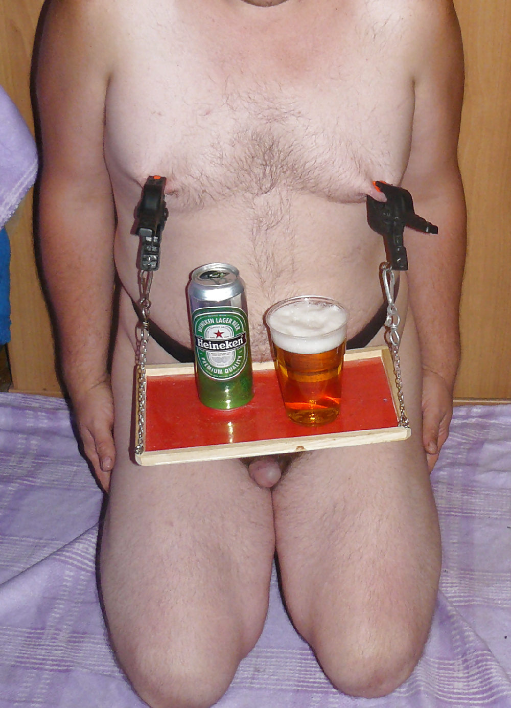 Sex serving hieneken image