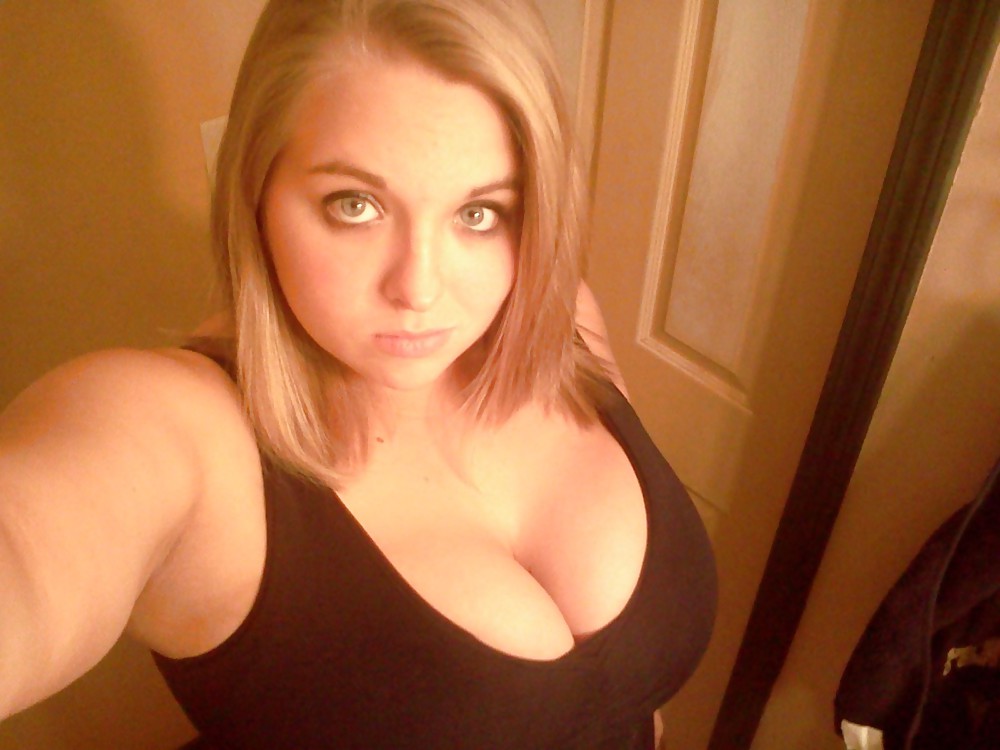 Sex white girl big boobs image