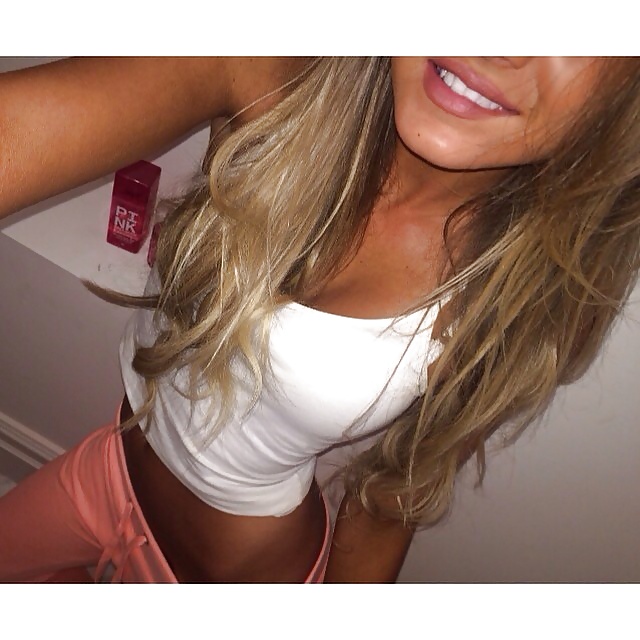 Sex Gorgeous Daisy facebook teen image