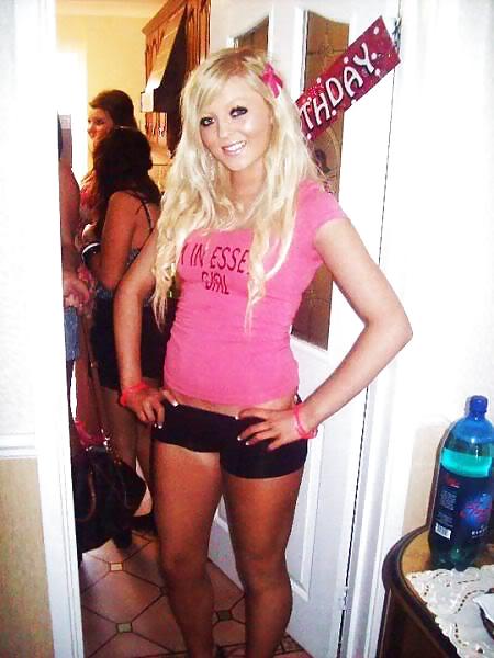 Sex Real Social Network Sluts image