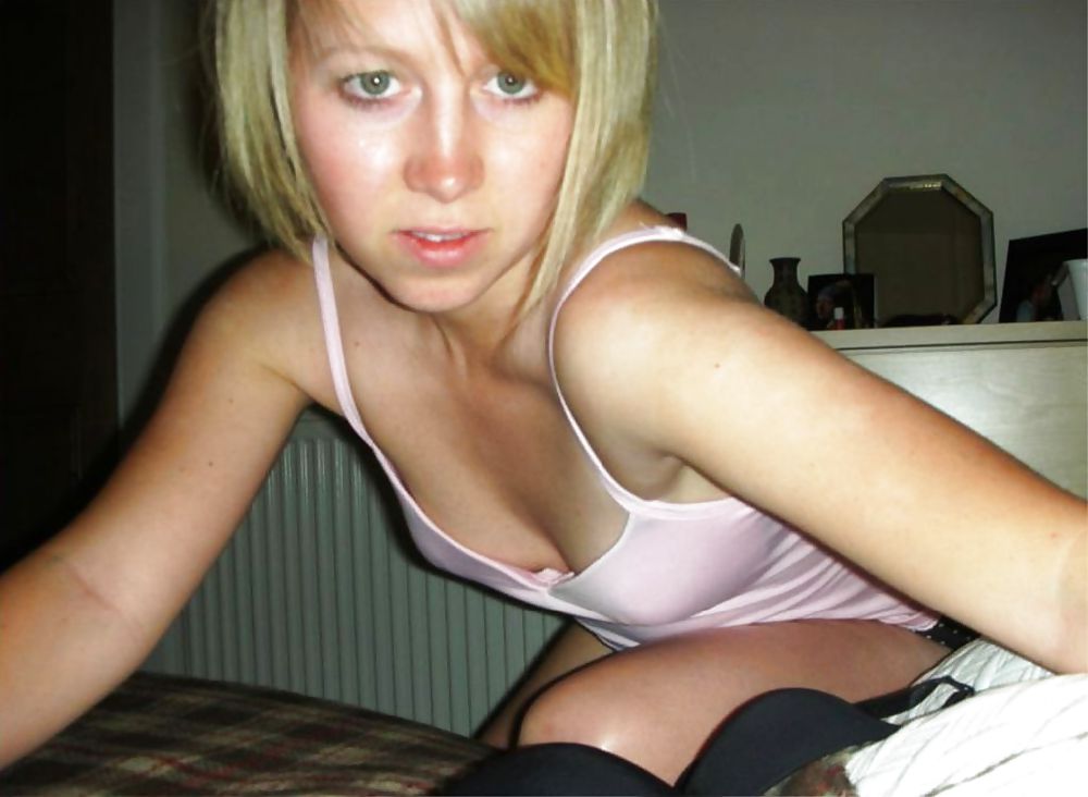 Sex Private pictures of a young horny teen girl with small tits image