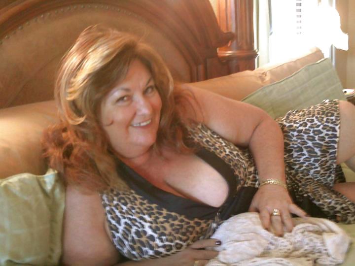 60 Years Old Full Figured Clothed 11 Pics Xhamster