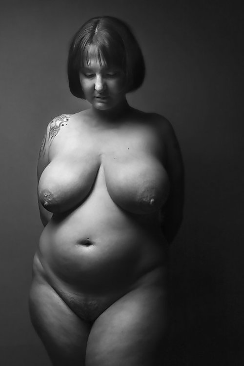 Sex Mature Ladies With BIG Tits image