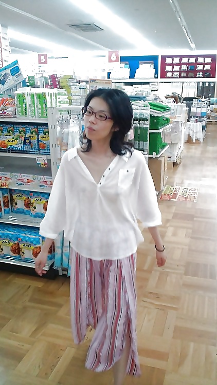 Sex Braless , see through ,  no Bra , nippel image