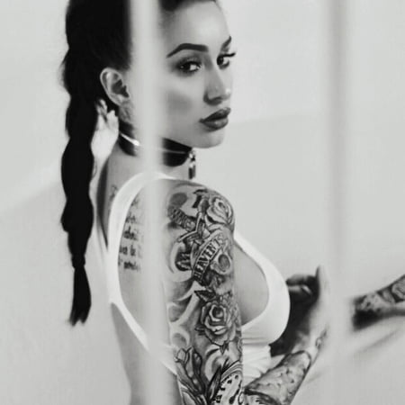 amazing alt girls goth tattoed babes            