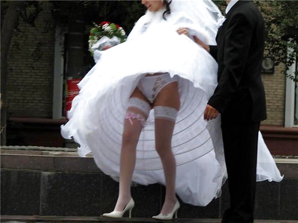 Sex wedding-Bride upskirt-2 image