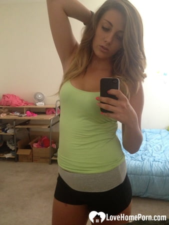 i adore recording my half naked body         