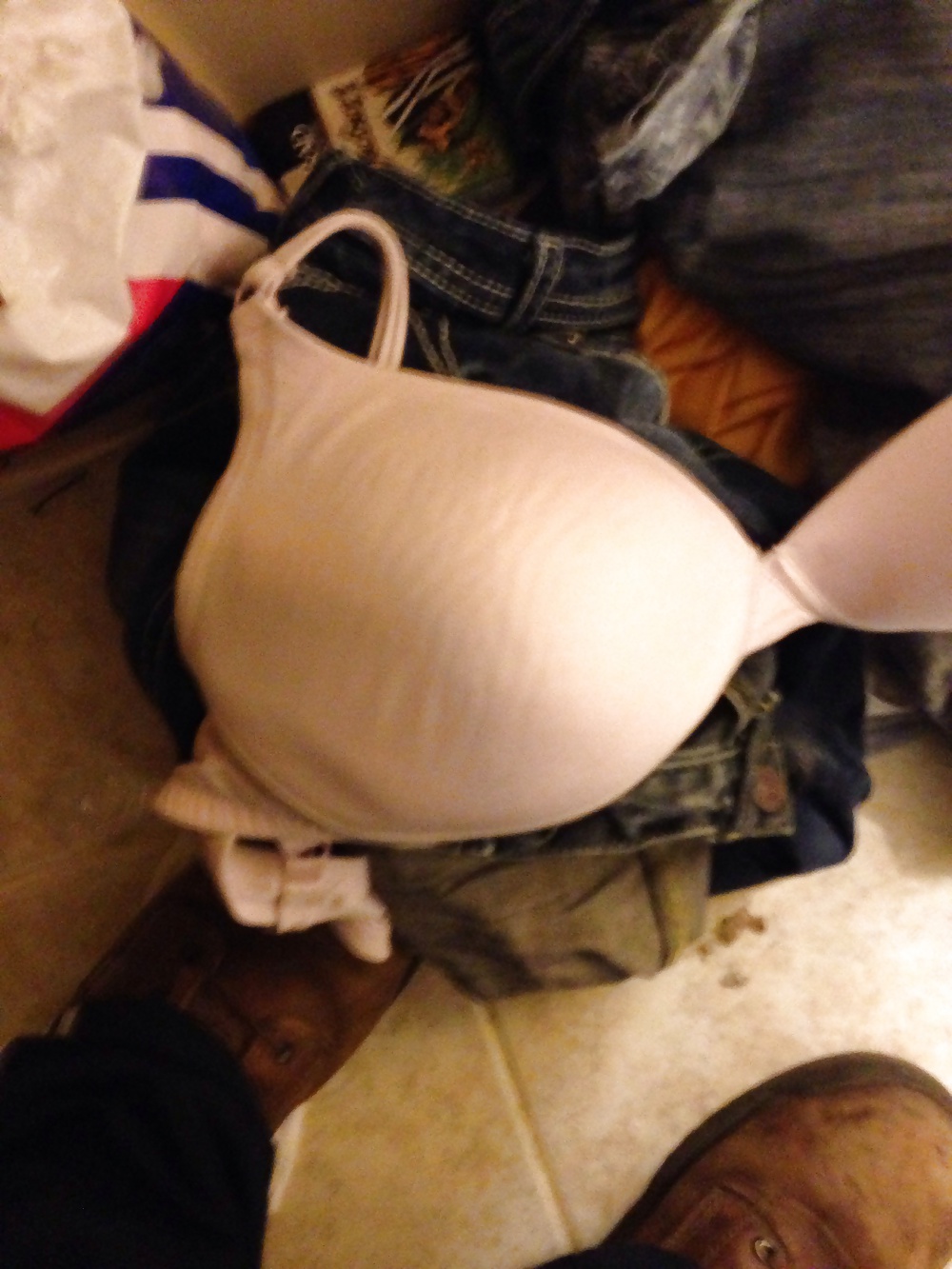 Sex Chubby stepsis's big 42DD bra man her tits are big image