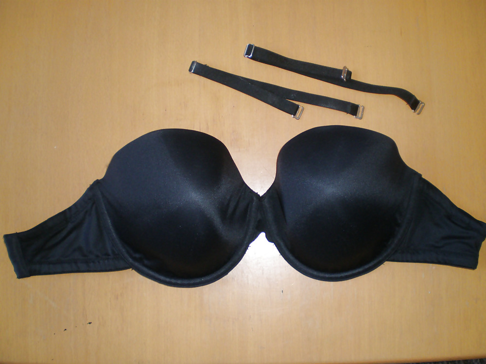 Sex Used D cup bras image