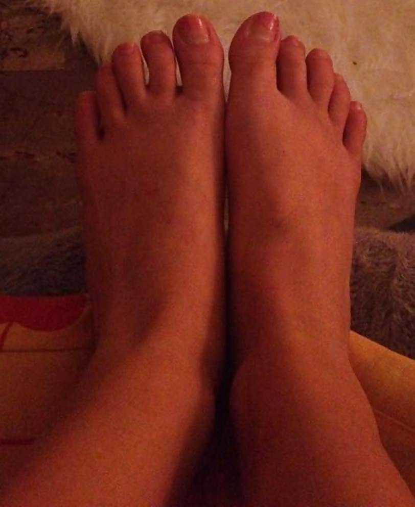 Sex Female friend's feet image