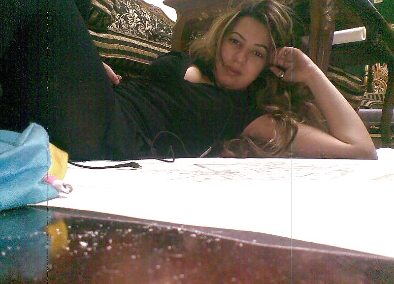 Sex Arab Ex-Girlfriends 4 image