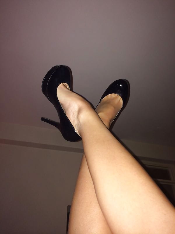 Sex More Romanian Escort slut image