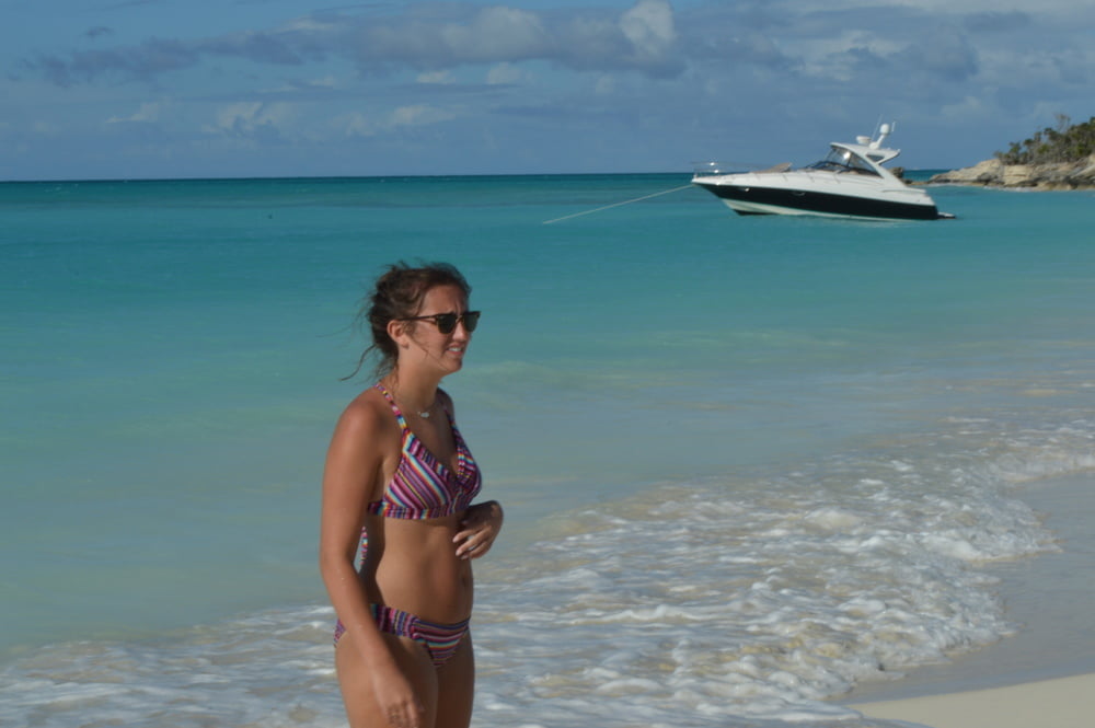 Sex Bikini Sluts image