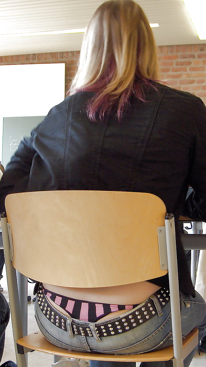 Sex Candid young slut : students image