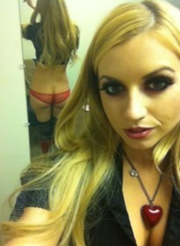 Lexi Belle Tour