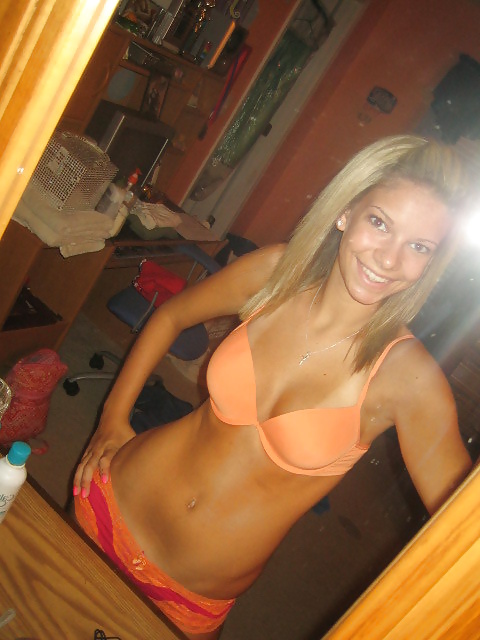 Sex Pretty Amateur Allie image