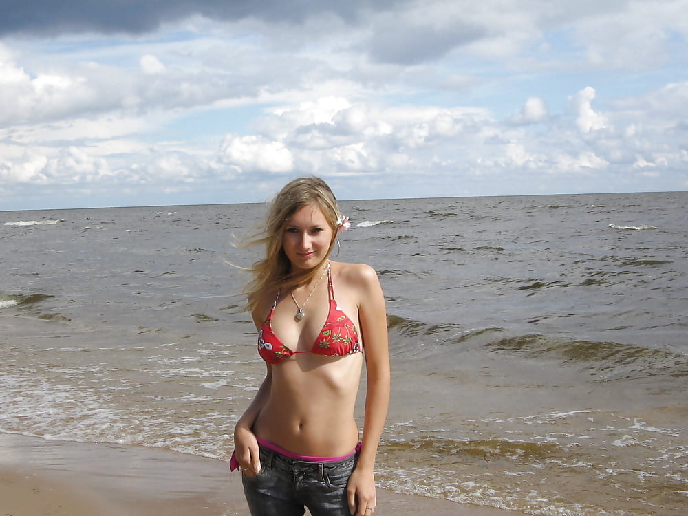 Sex BIKINI TEEN MIX 24 image