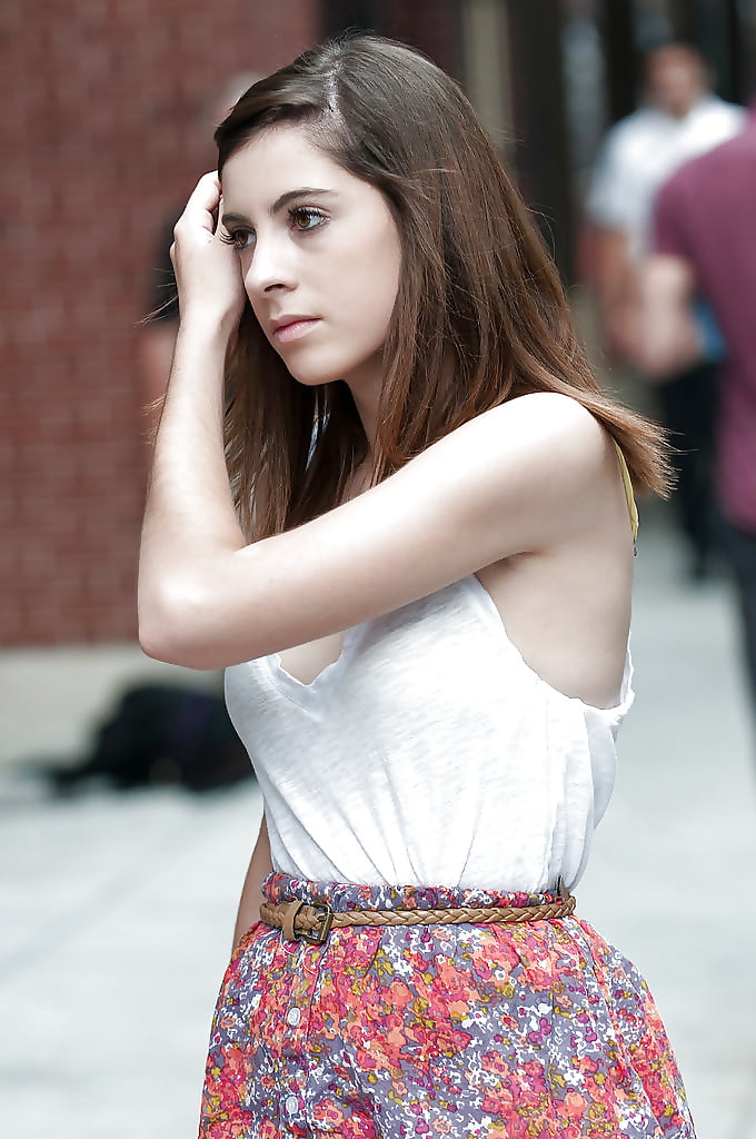 Sex Non Nude Girls 22 image