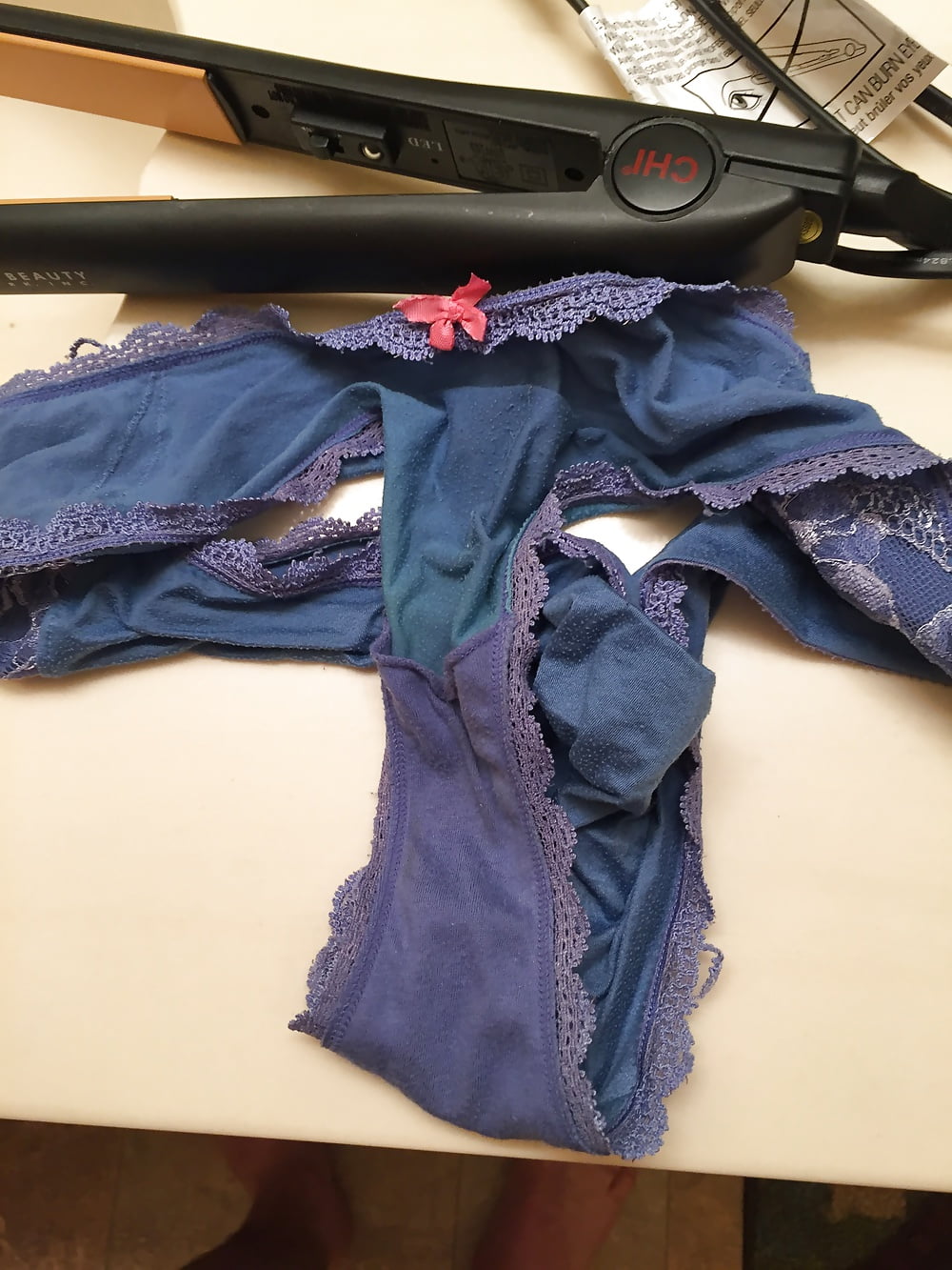 sisters-dirty-panties-stories-akane-souma-bikini