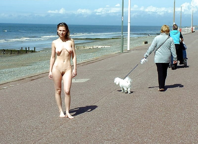 Guarda Nude in public 147 - immagini di 27 su xHamster.com