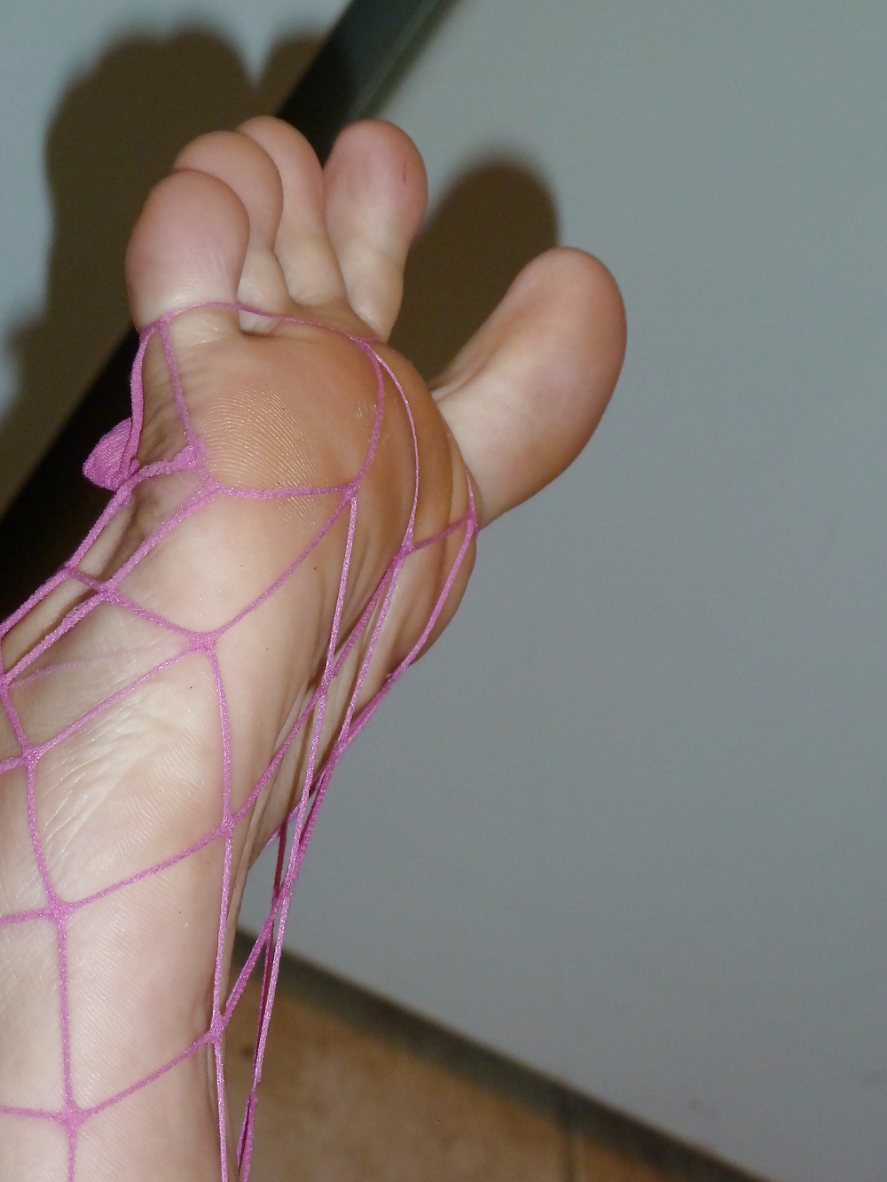 Sex spreading toes image