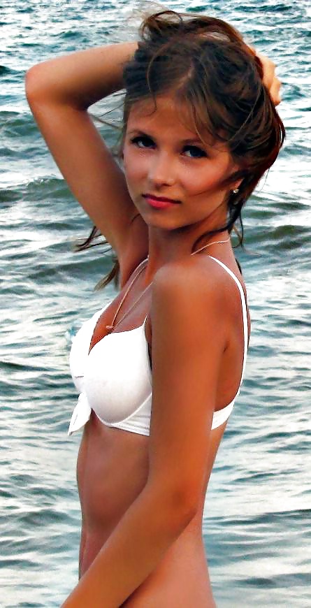 Sex bikini beauties image