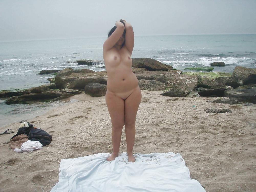 Sex ARAB GIRL ON BEACH image