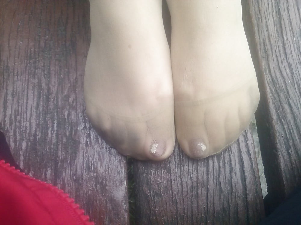 Sex nylon feet image