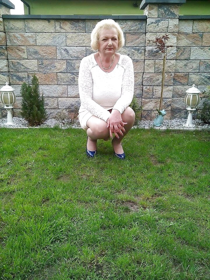Sex Beth - Sexy Granny image