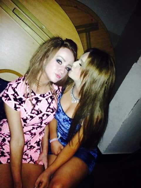 Sex Public Wank Bank 7 (chavs) image