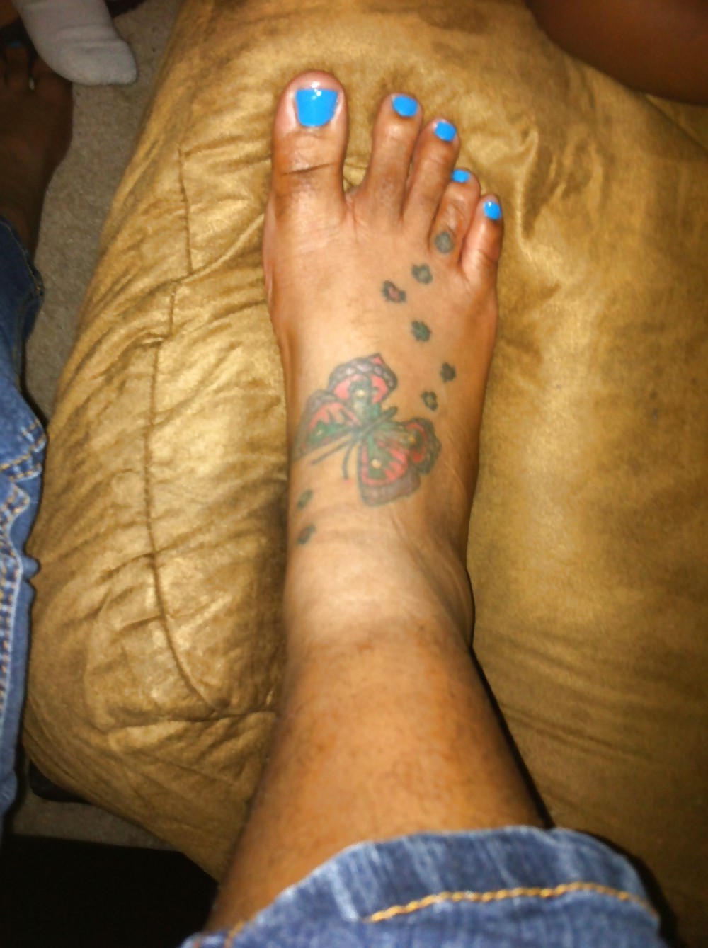Sex New Blue Painted Toes from a Freind image
