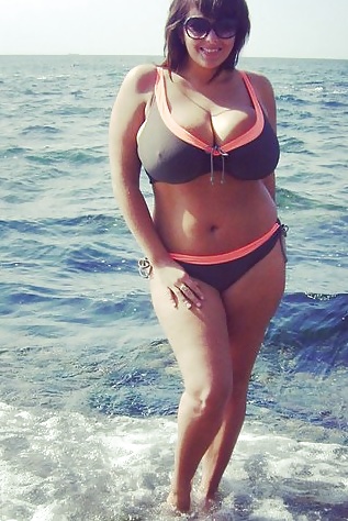 Sex Curvy, Thick and Big Girls in Bikinis - Set 15 image