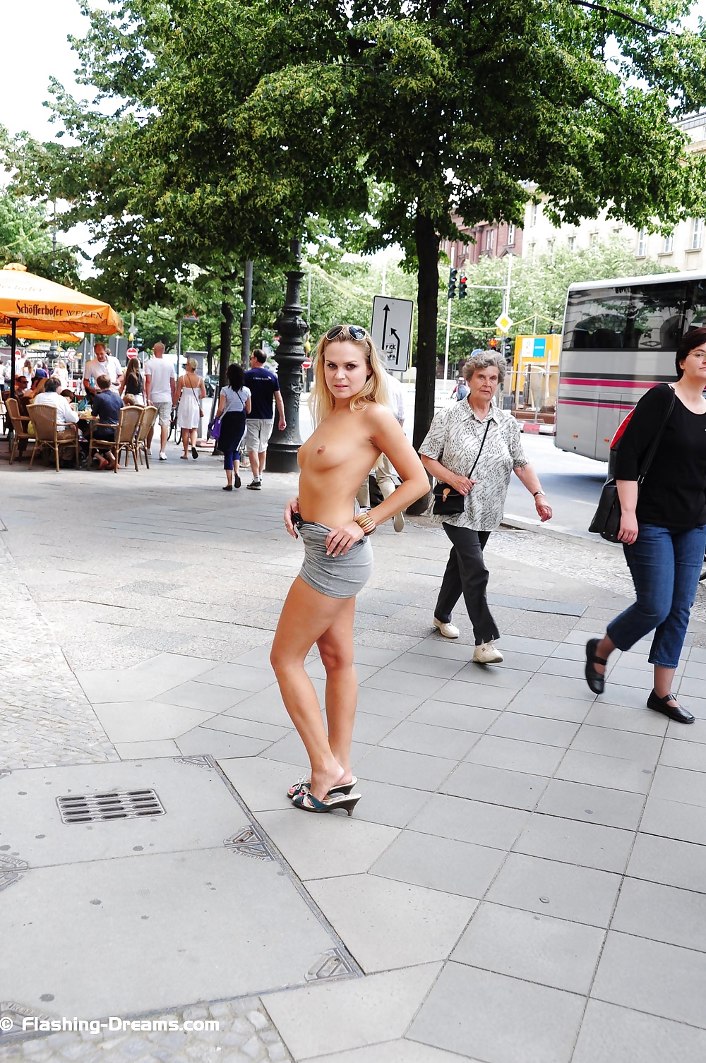 Sex Public Nude In Berlin 4 image