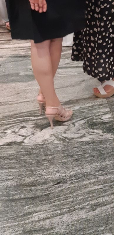 Sex Piedi di zie, nonne, mamme. image
