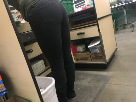 Dollar tree ass