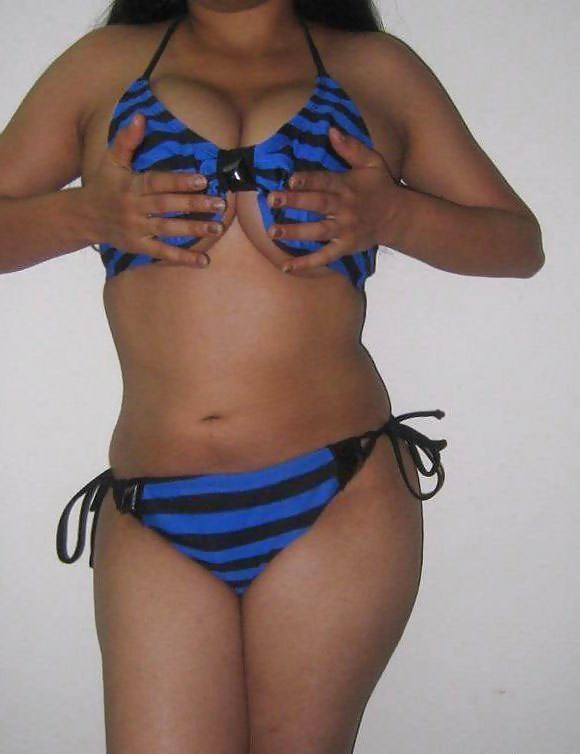 Sex Pakistani girl in bikini image
