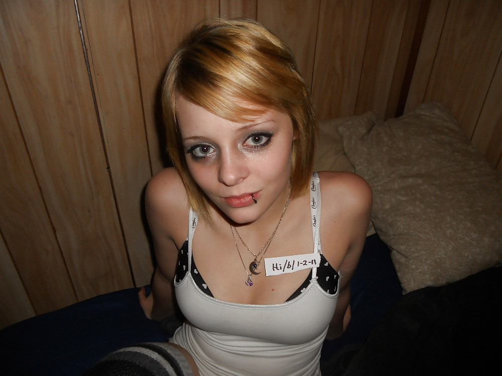 Sex TEEN Alora - Amatuer image