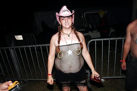 Sex White Trash Titties image