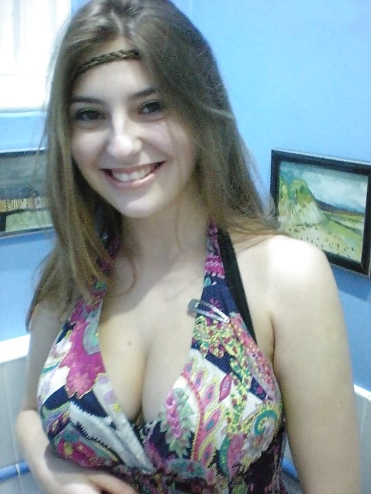 Sex great cleavages beaux decolletes image